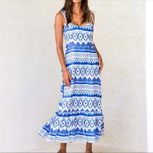 Kenny Flowers Espana silk sweetheart dress. Size M. Brand new with tags.